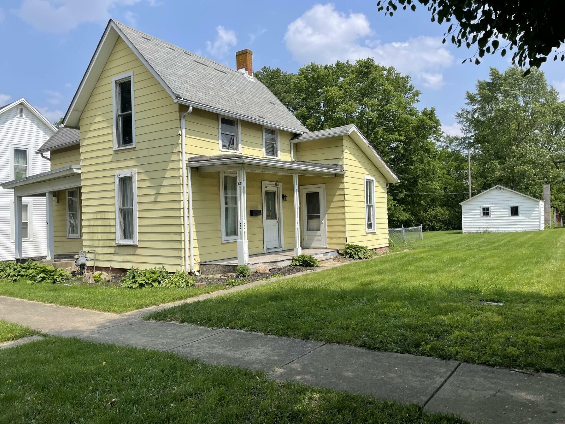 Property Photo: 93 E Columbus Street OH 43143