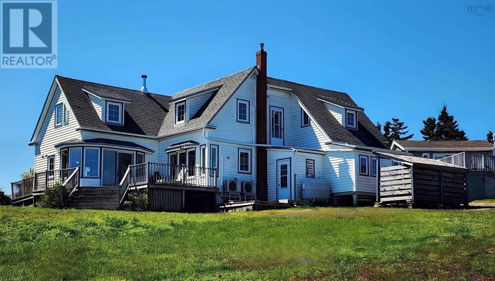 Property Photo: 399 South Side Road NS B0J 2C0