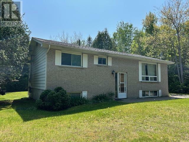 Photo de la propriété: 47 Oak Rd ON P0R 1B0
