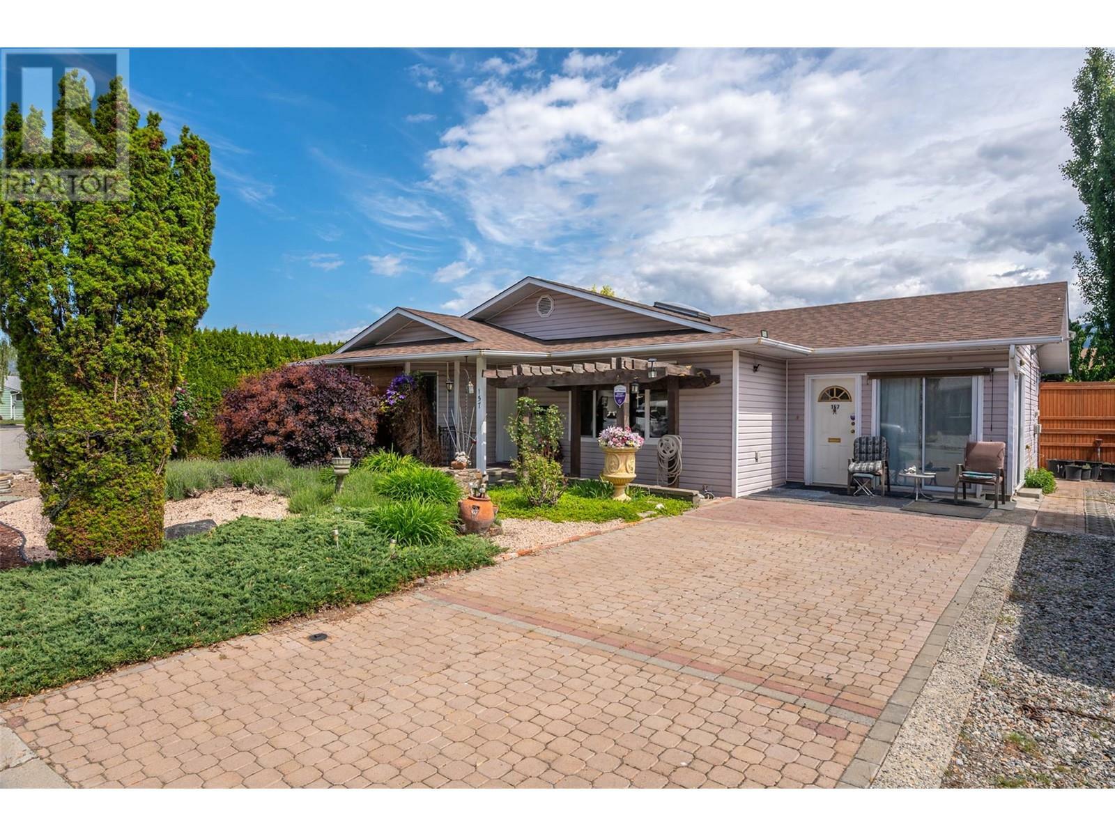 Property Photo: 157 Ayres Crescent BC V2A 6R3