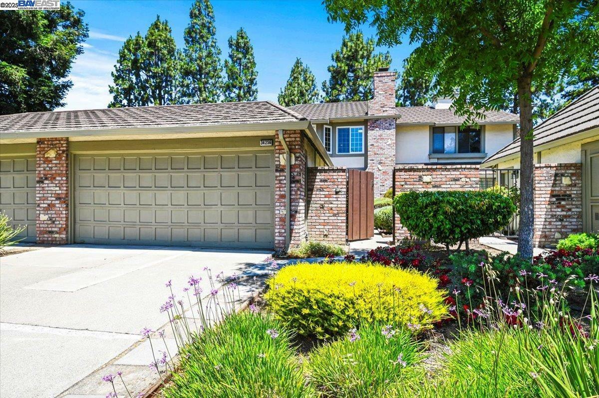 Property Photo: 34256 Gadwall Cmn CA 94555