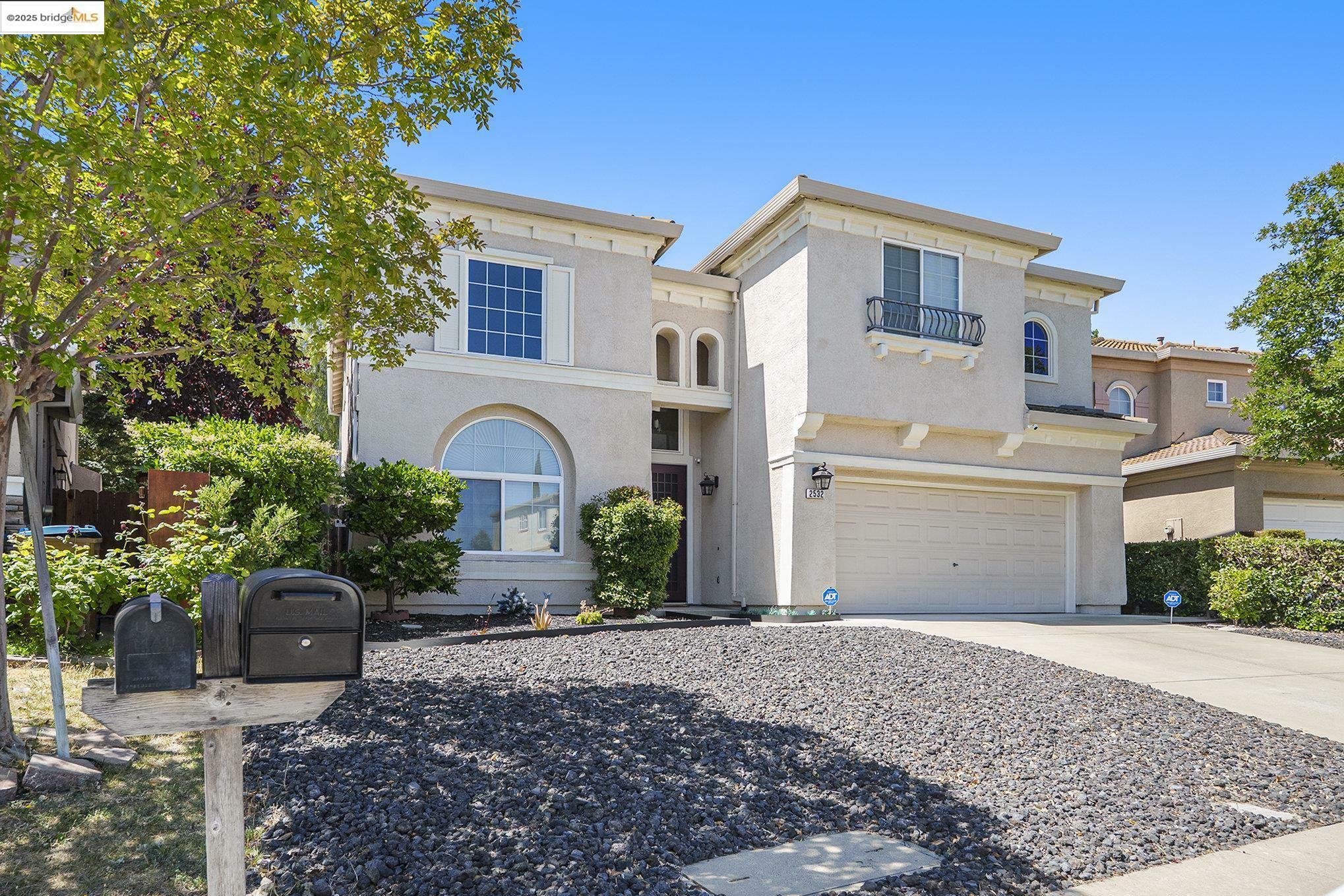 Property Photo: 2532 Crystal Way CA 94531