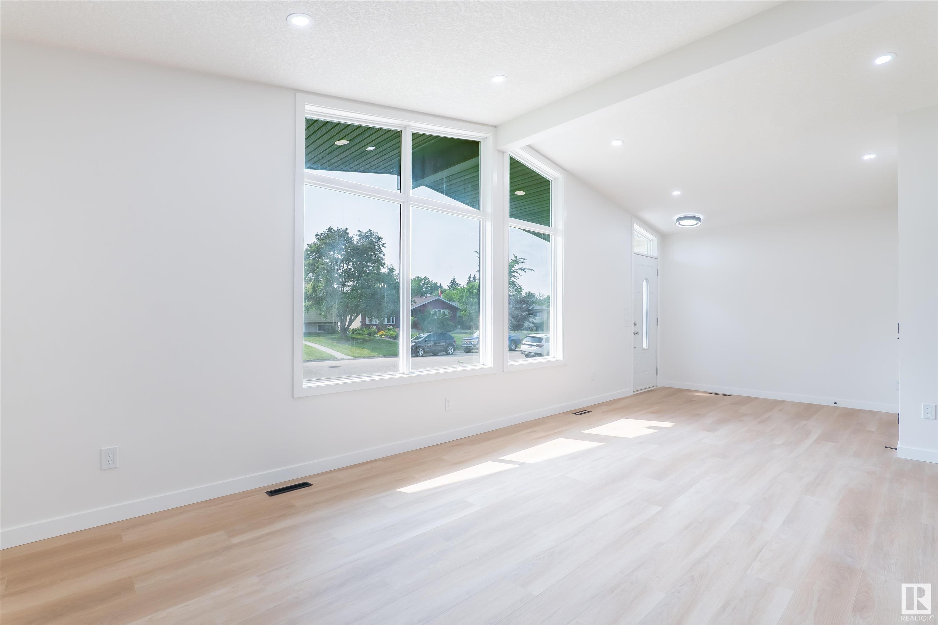 Photo de la propriété: 120 Brantford Street AB T7X 1B4