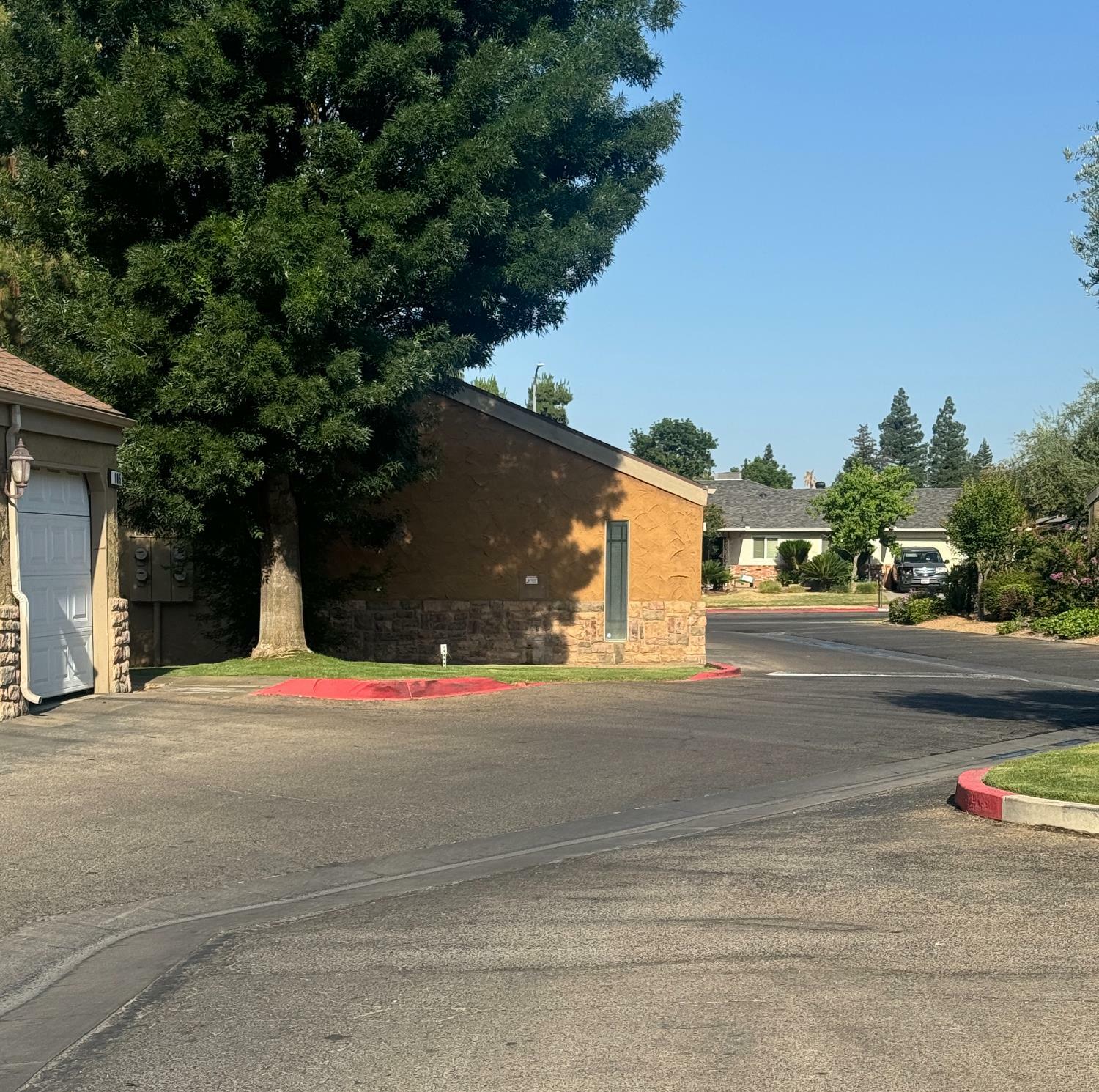 Property Photo: 7166 N Fruit Avenue 160 CA 93711