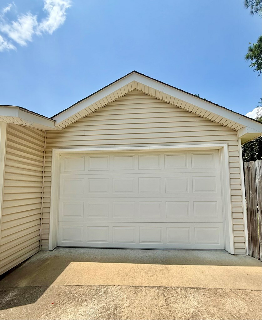 Property Photo: 6319 Olde Towne Drive GA 31907