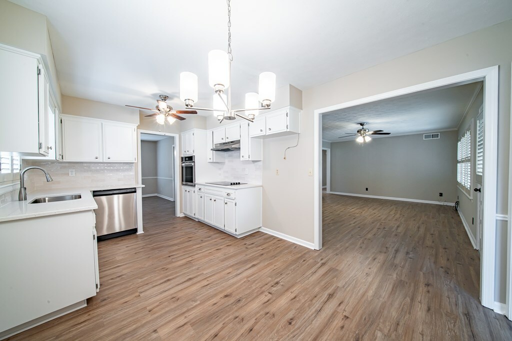 Property Photo: 2310 Nottingham Drive GA 31904