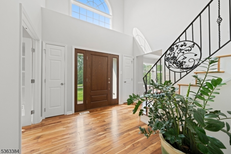 Property Photo: 103 Omni Ct NJ 08853