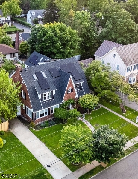 Property Photo: 40 Fairway Dr NJ 07052