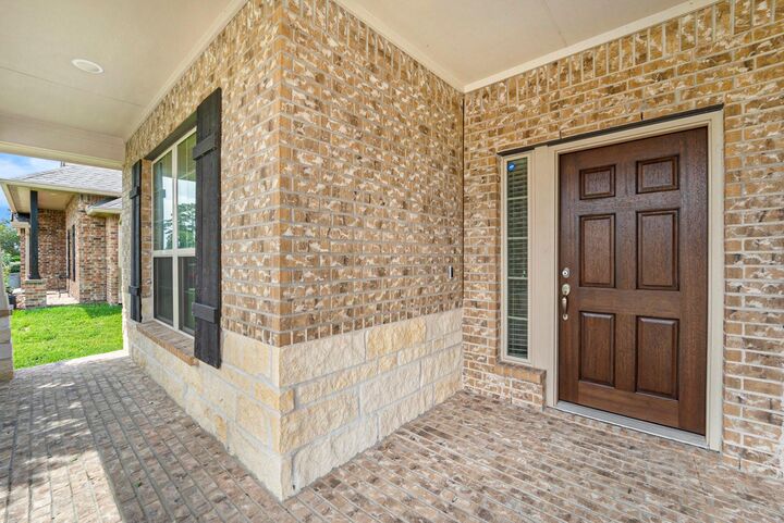 Property Photo: 18019 Millau Viaduct Way TX 77044