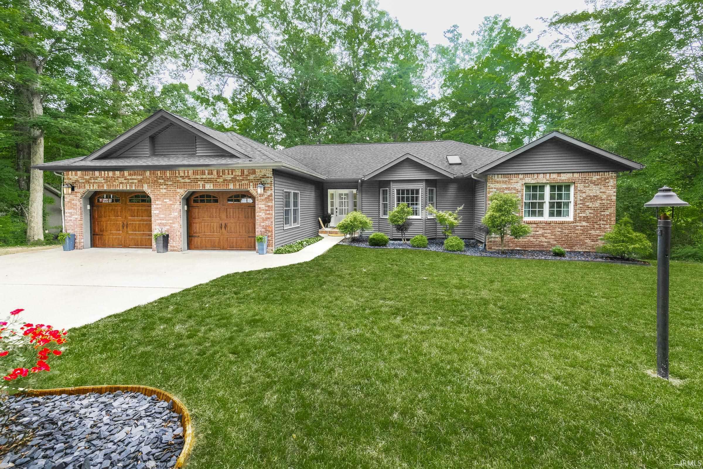 4313 W Moss Lane  Bloomington IN 47403 photo