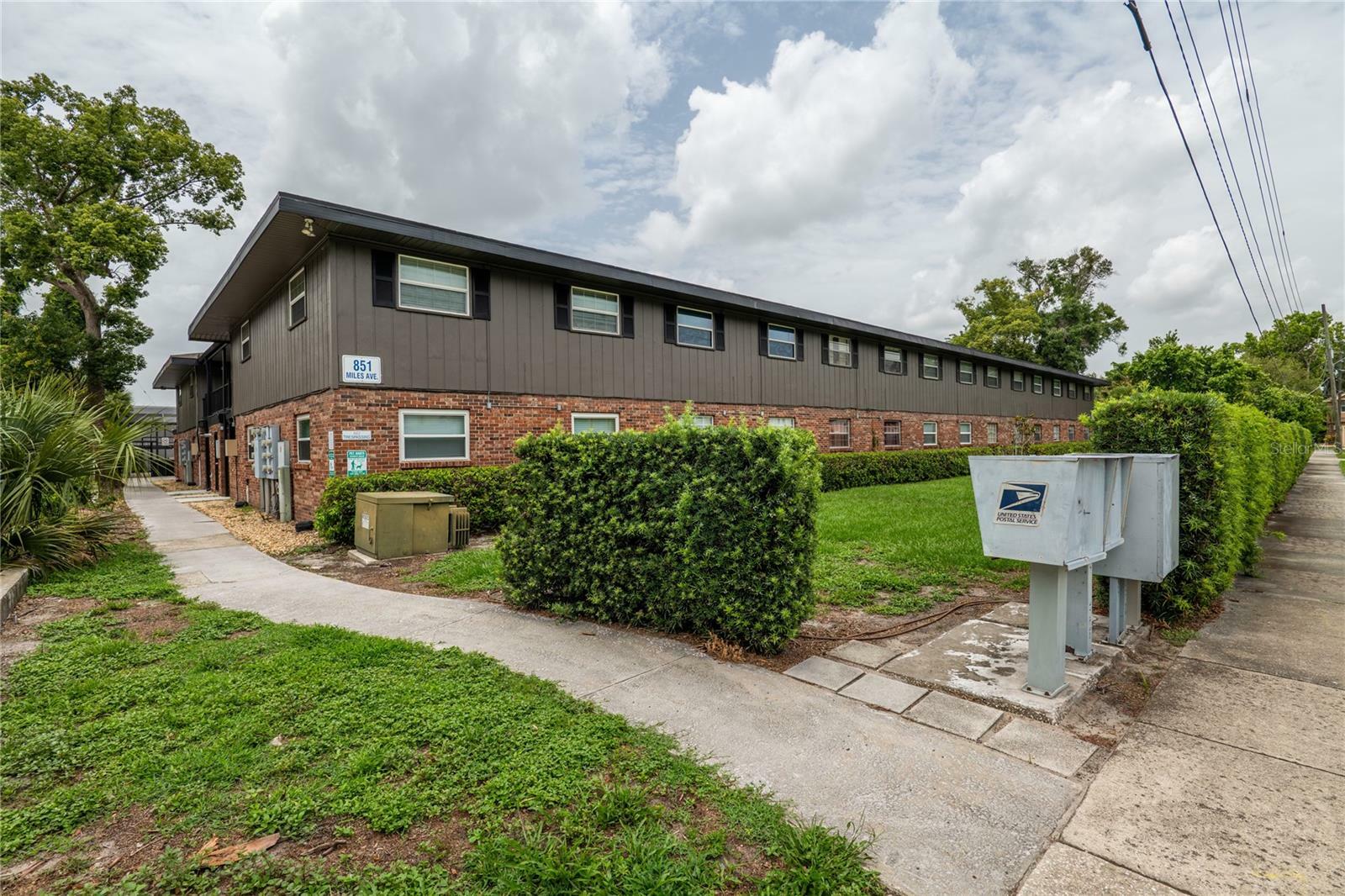 Property Photo:  851 Miles Avenue 8  FL 32789 