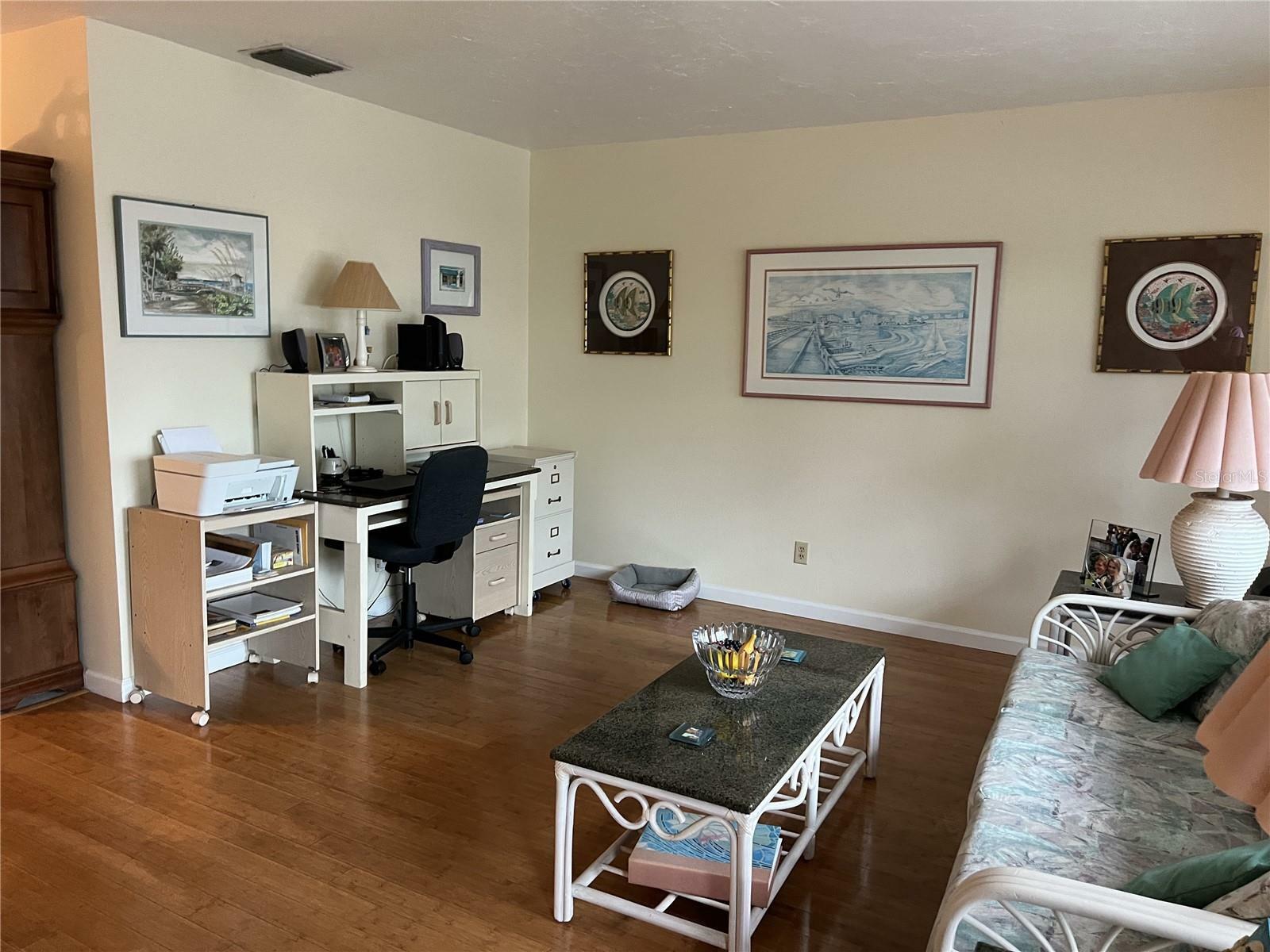 Property Photo: 405 Bryn Mawr Island FL 34207