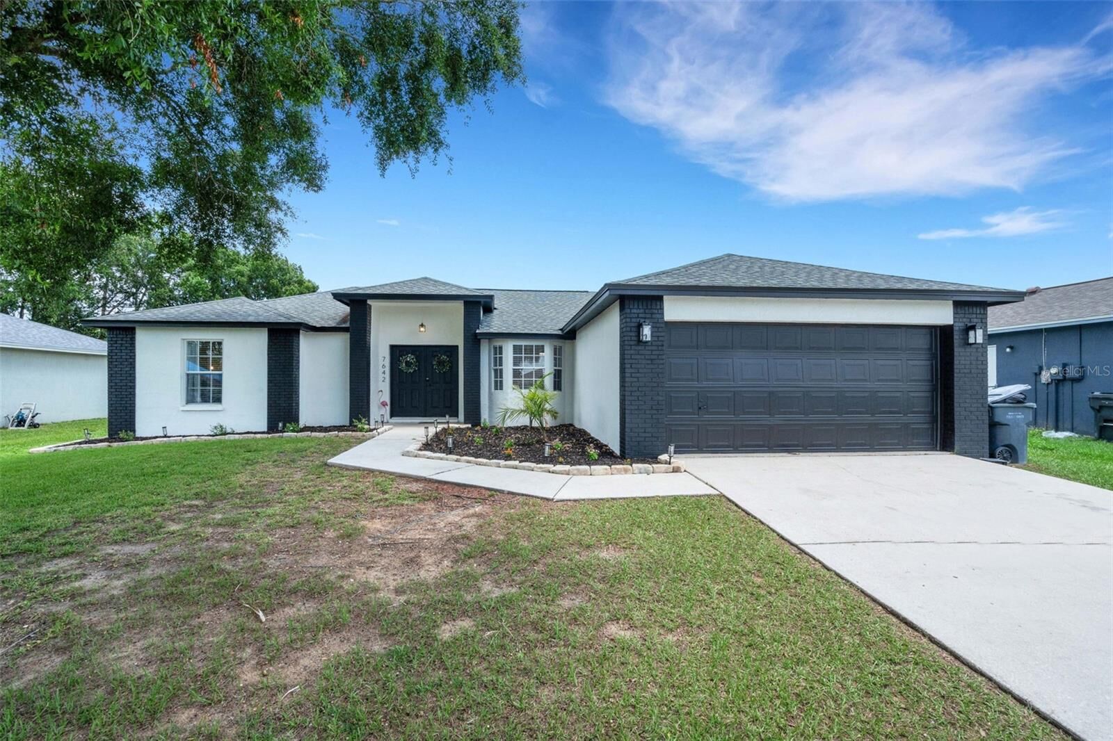 Property Photo:  7642 Habersham Drive  FL 33810 