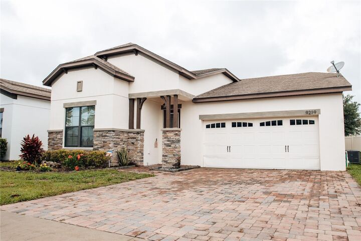 9219 Chandler Drive  Groveland FL 34736 photo