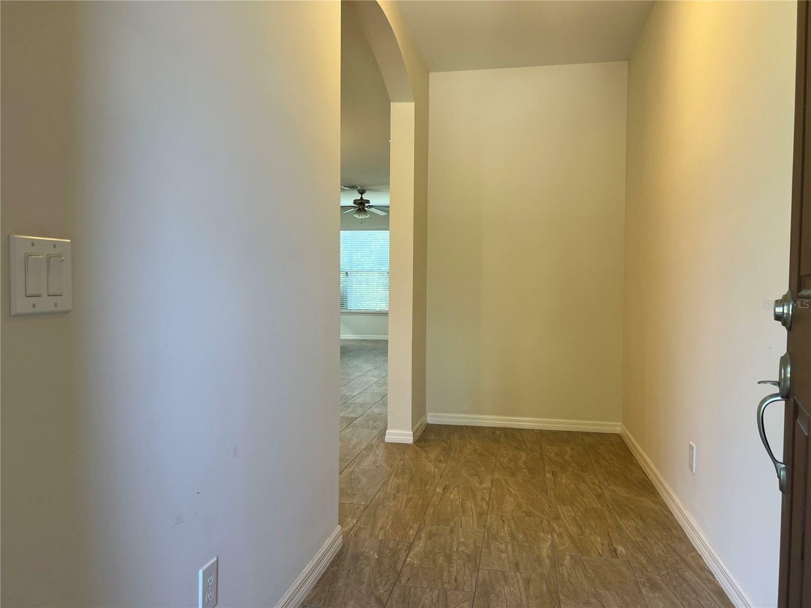 Property Photo:  11945 Water Run Alley  FL 34786 