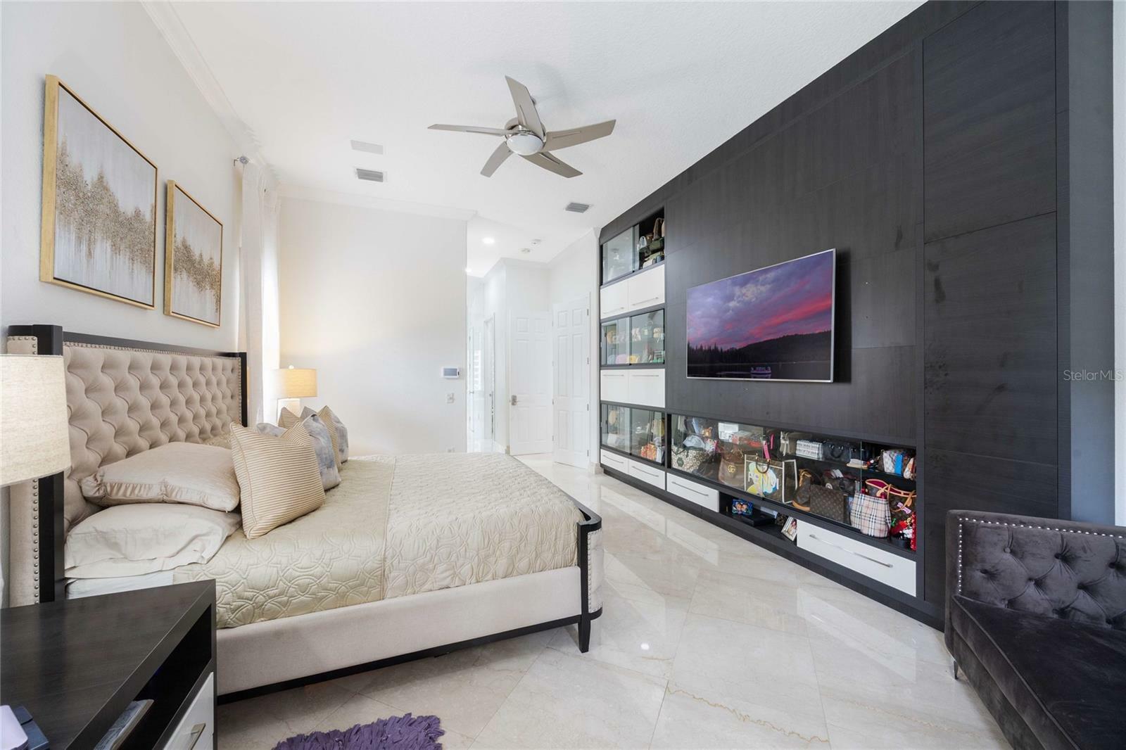 Property Photo: 9062 Dancy Tree Court FL 32836