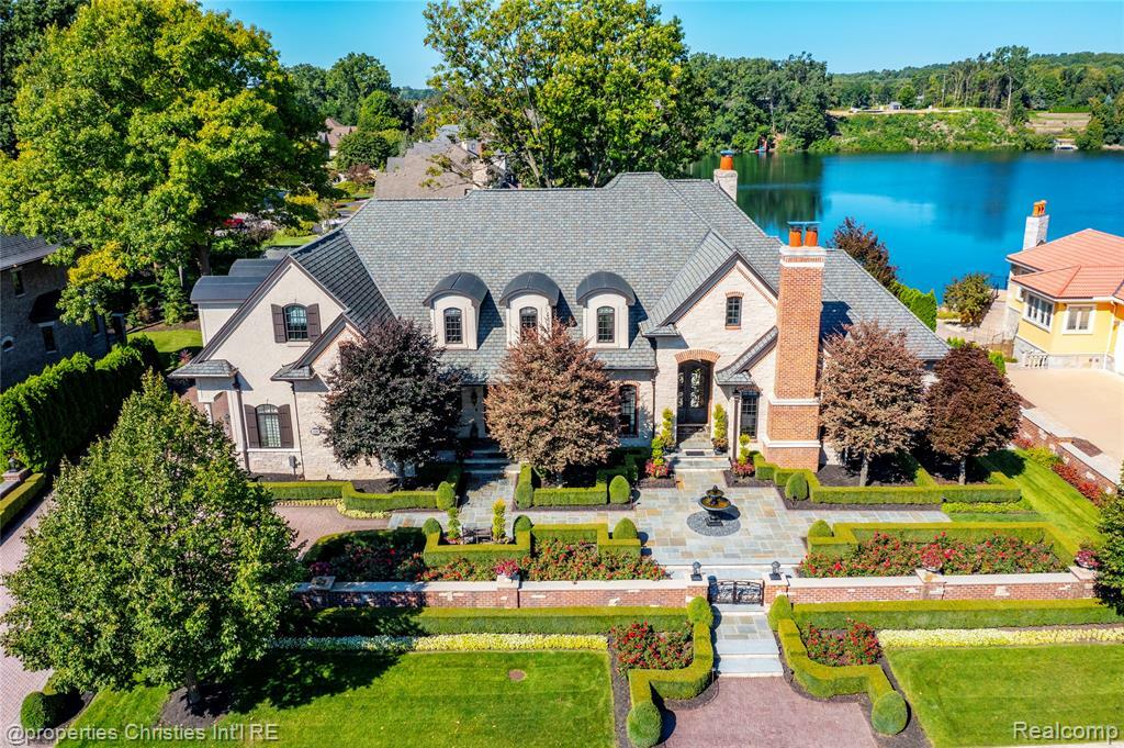 18939 Bella Vista Court  Northville MI 48168 3534 photo