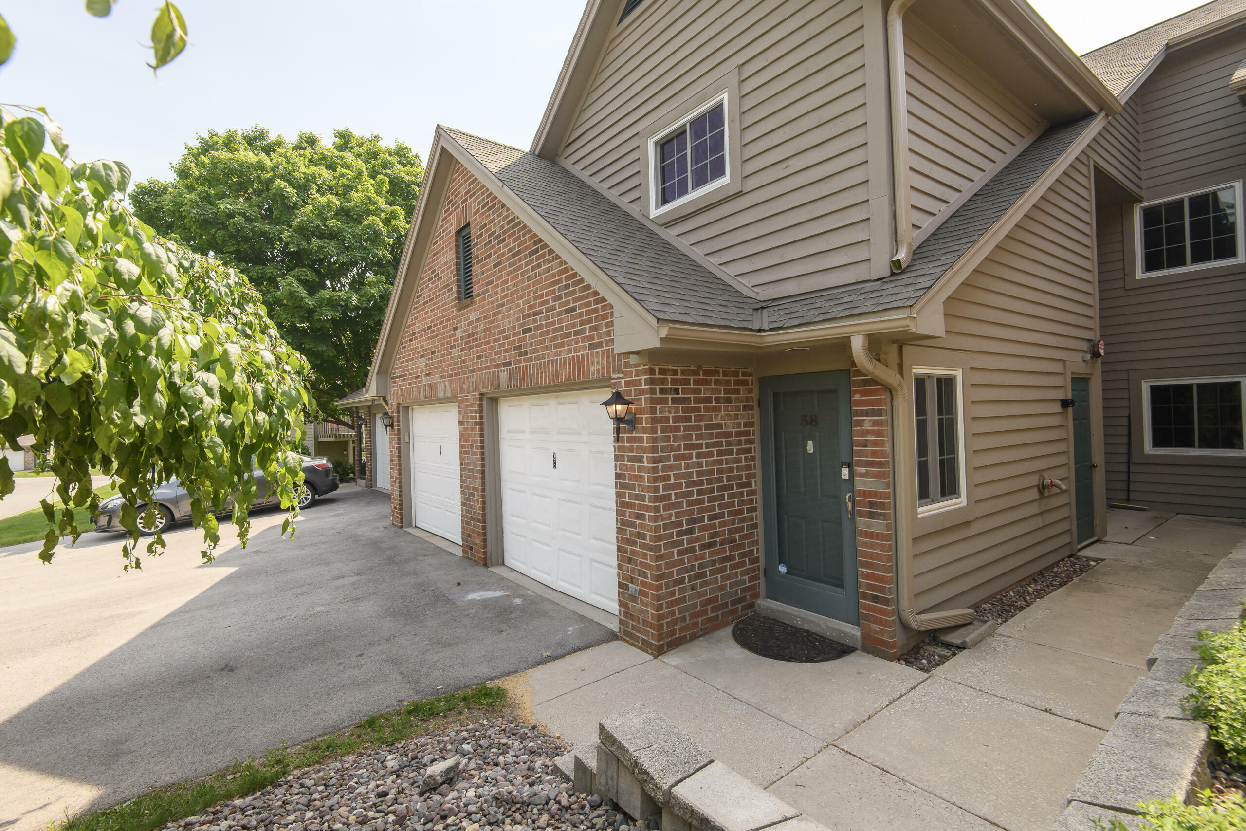 Property Photo:  18695 Brookfield Lake Ct 38  WI 53045 