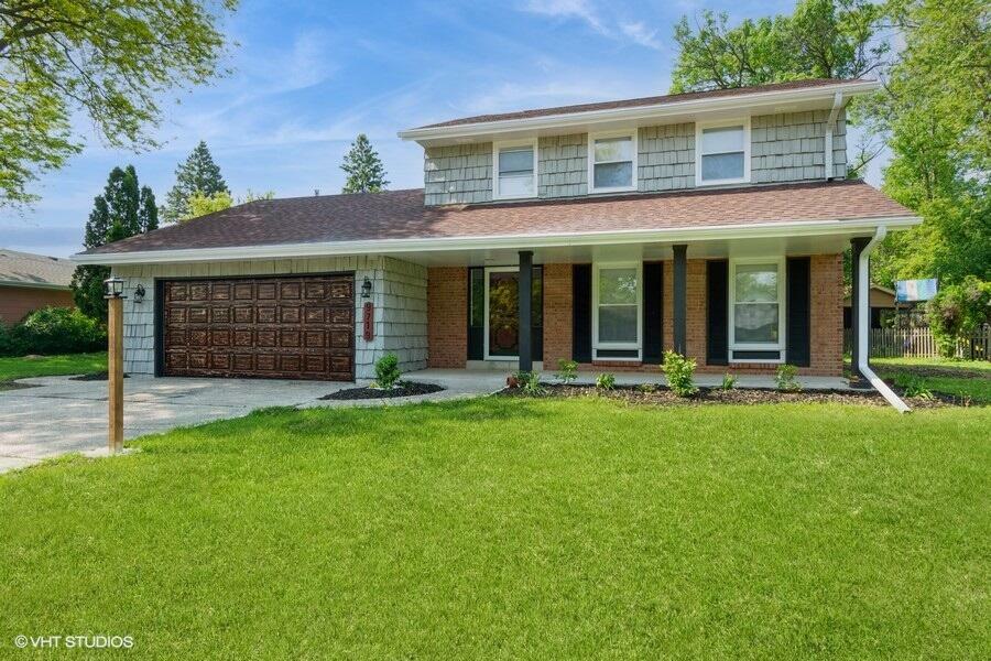 Property Photo: 9719 W Teresa Ln WI 53224