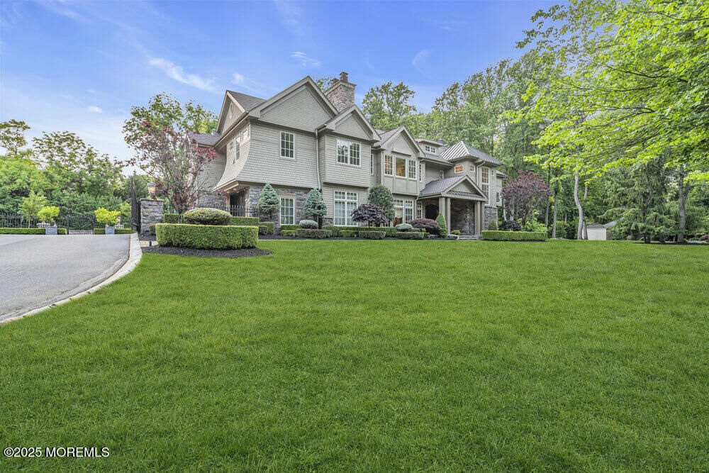 Property Photo:  23 Pilgrim Way  NJ 07722 