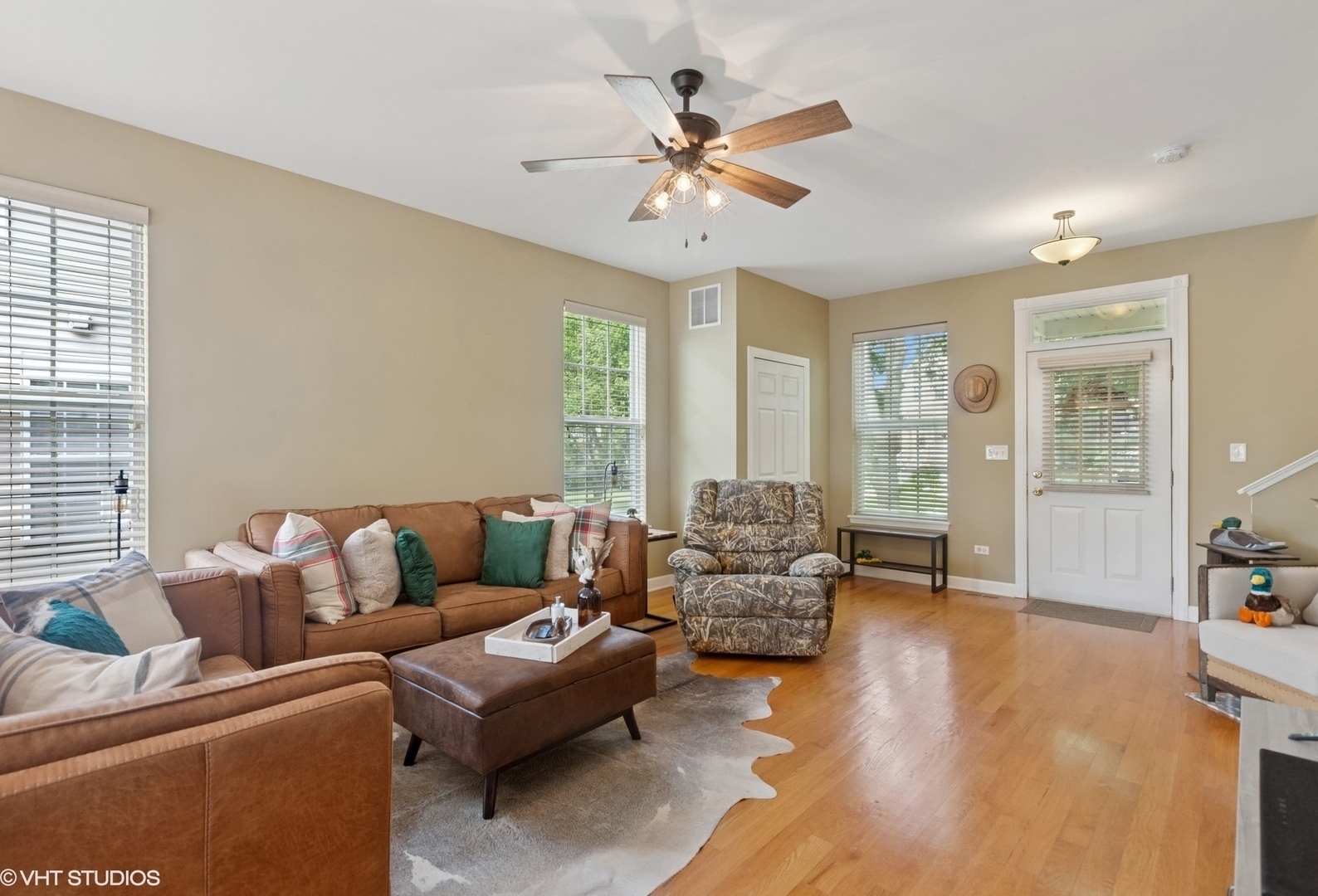 Property Photo:  500 Littleton Trail  IL 60120 