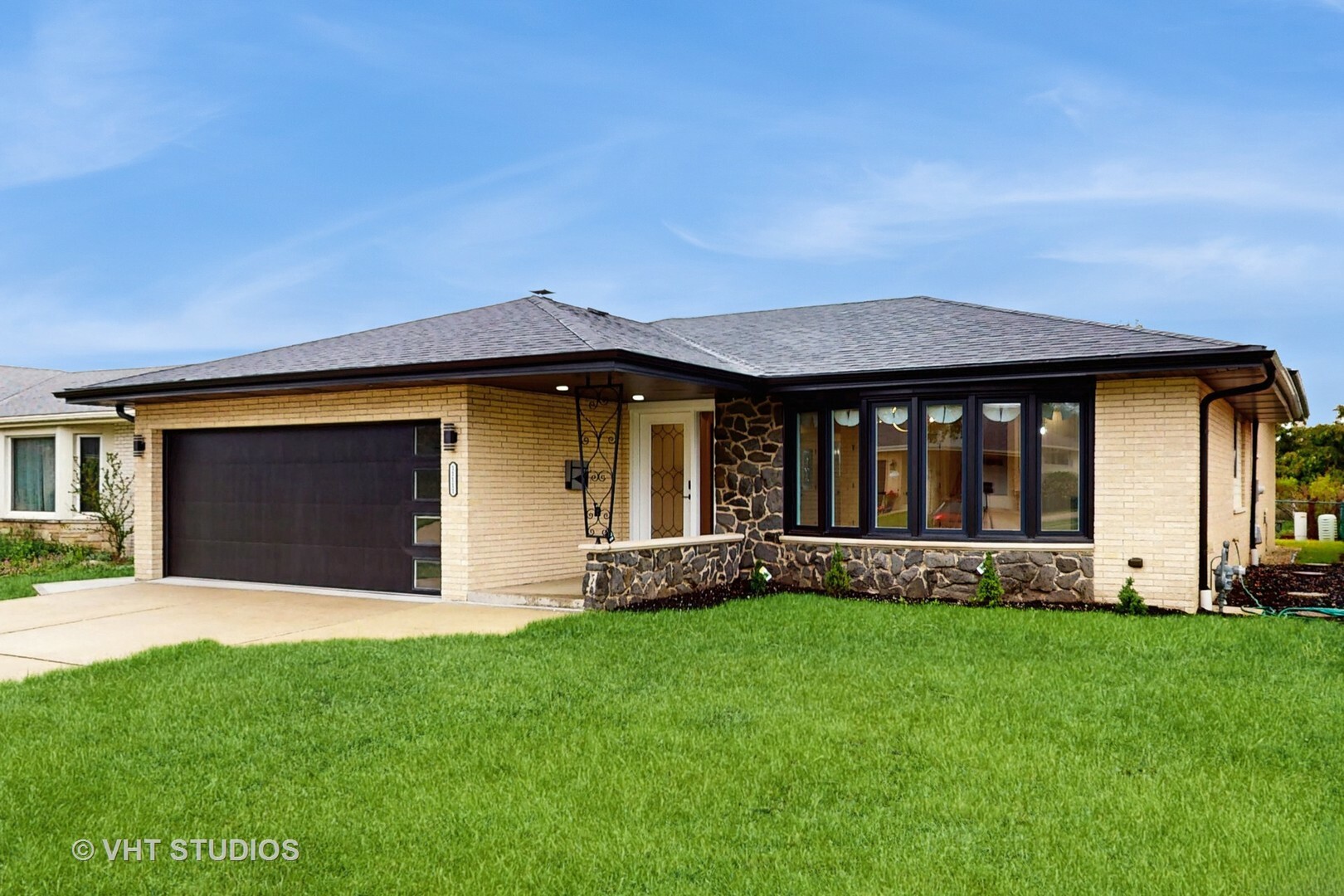 Property Photo: 11111 Kingston Street IL 60154