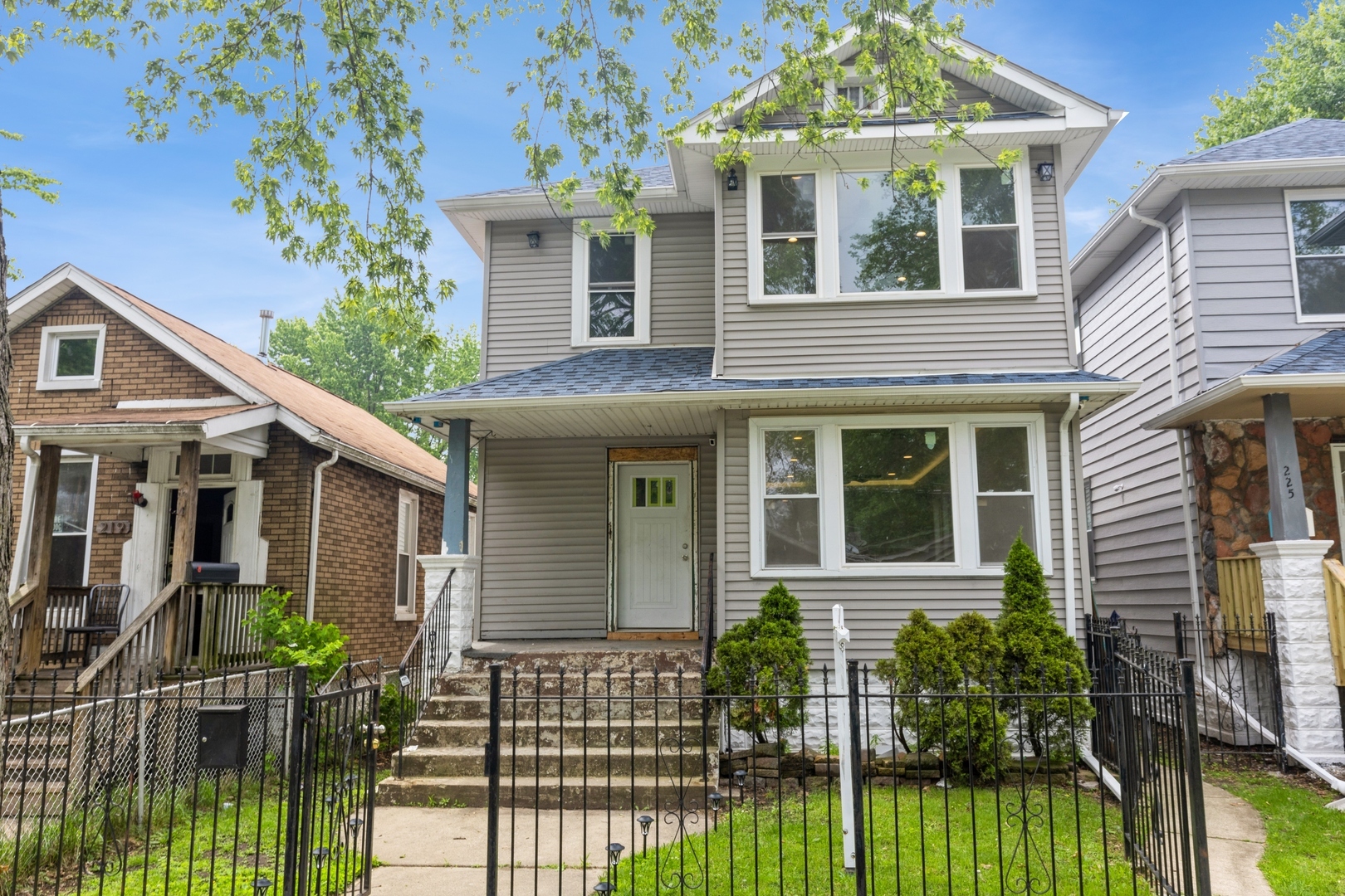 Property Photo: 223 W 118th Street IL 60628