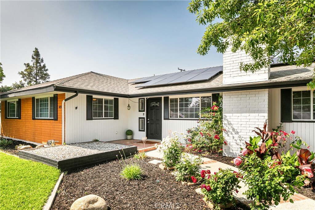 Property Photo:  419 Marcia Street  CA 92373 