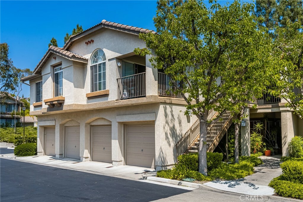 Property Photo:  335 Chaumont Circle  CA 92610 