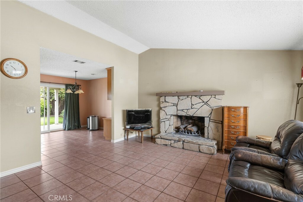 Property Photo:  924 Grapevine Road  CA 93454 