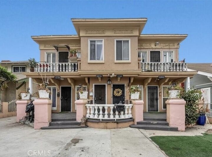 1236 W Martin Luther King Jr.  Los Angeles CA 90037 photo