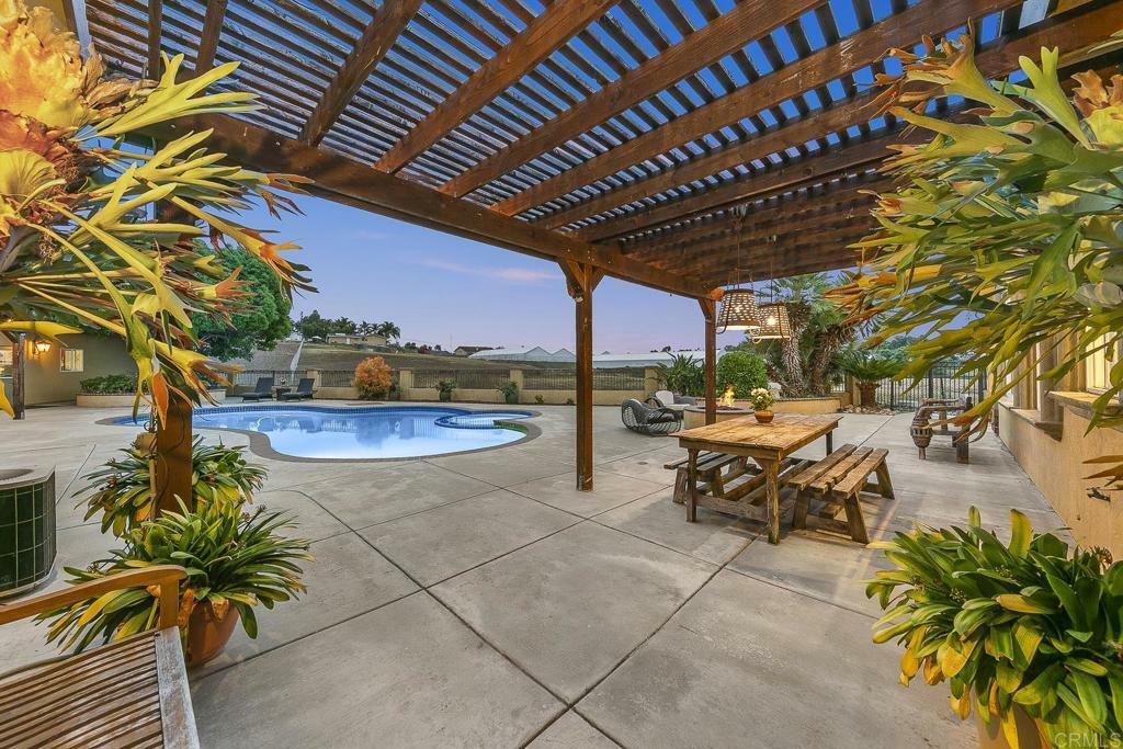 Property Photo: 1508 Sequoia Lane CA 92081