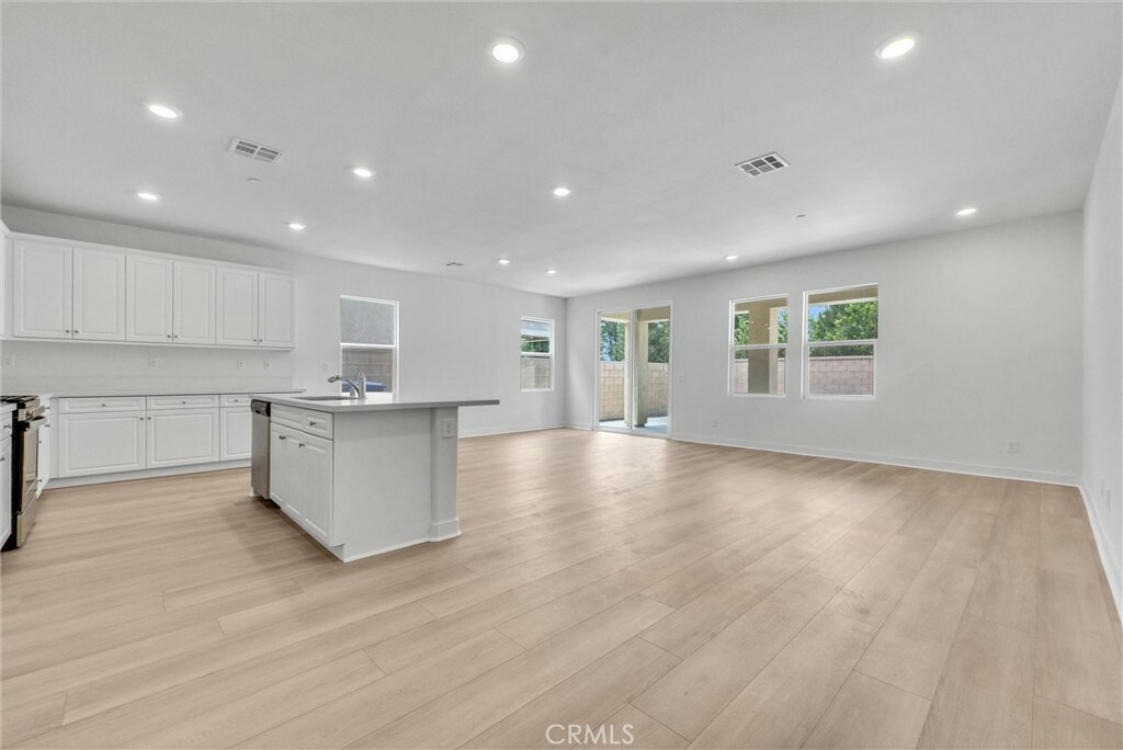 Property Photo: 4742 S Scott Way CA 91762