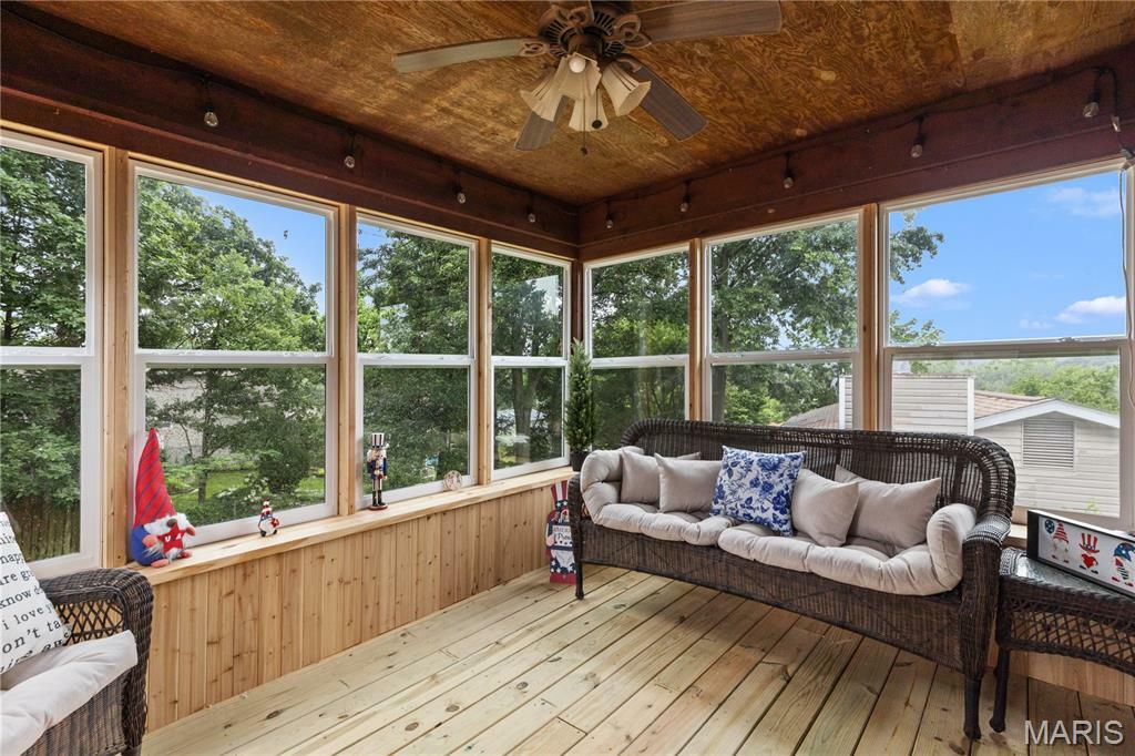 Property Photo: 818 Sheraton Lane MO 63048