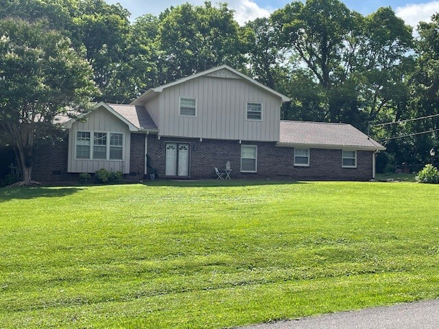 Property Photo:  1002 Sunny Hill Rd  TN 37027 