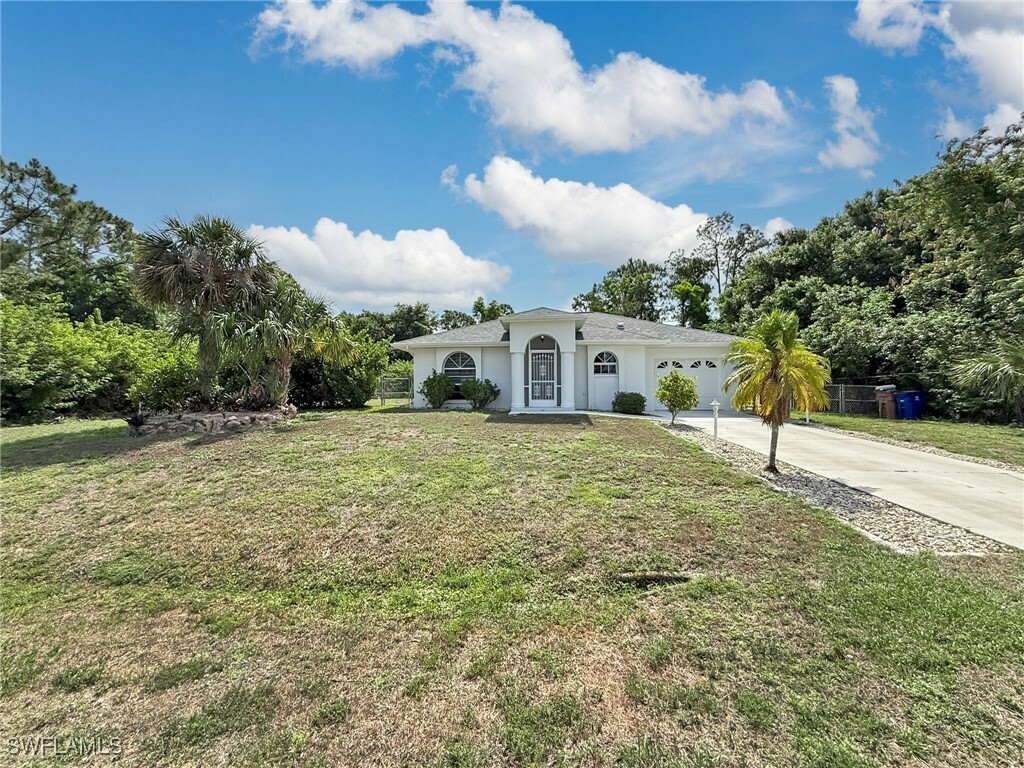 Property Photo: 718 Canton Avenue FL 33972