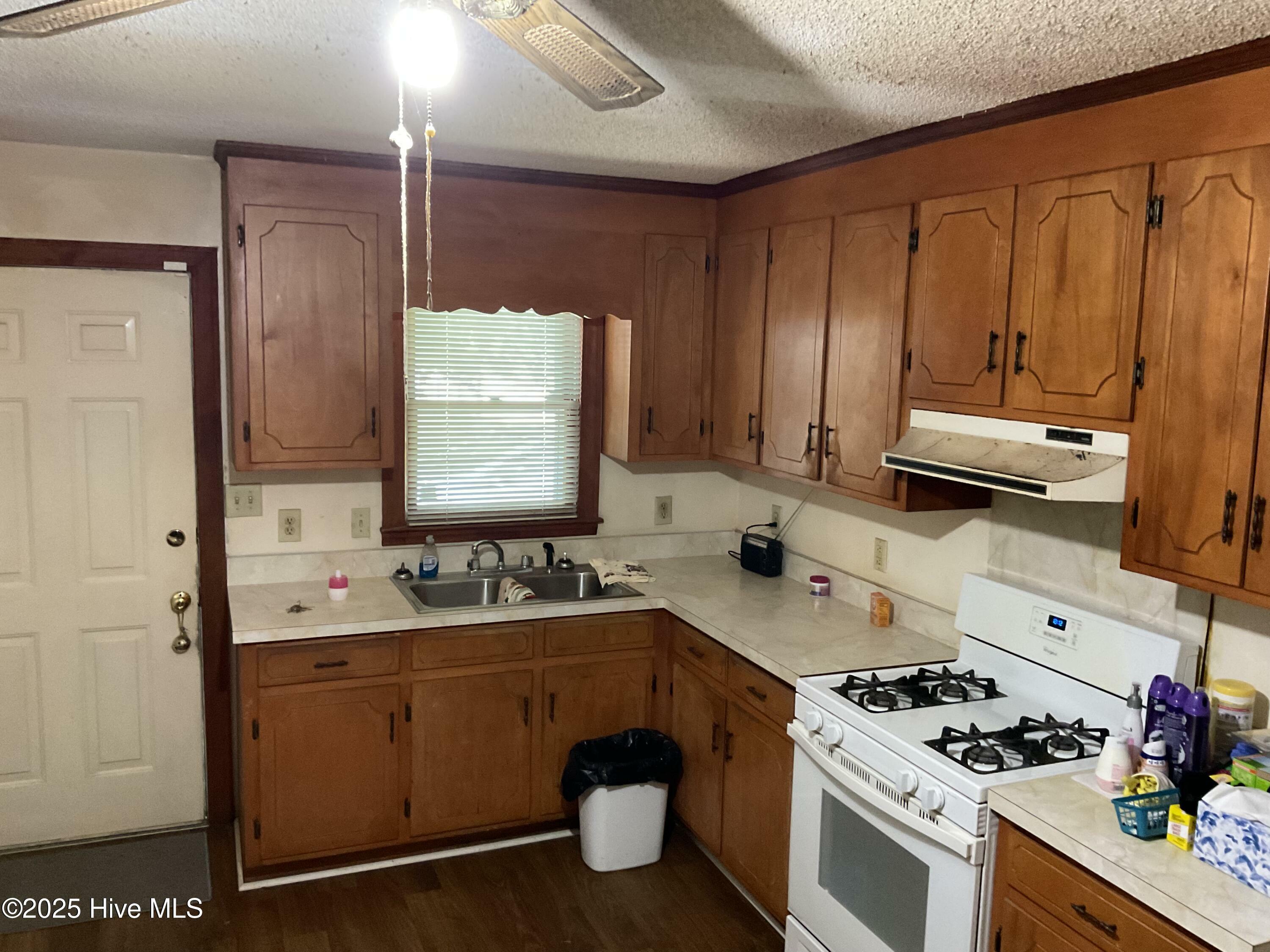 Property Photo: 330 Middle Street NC 27804