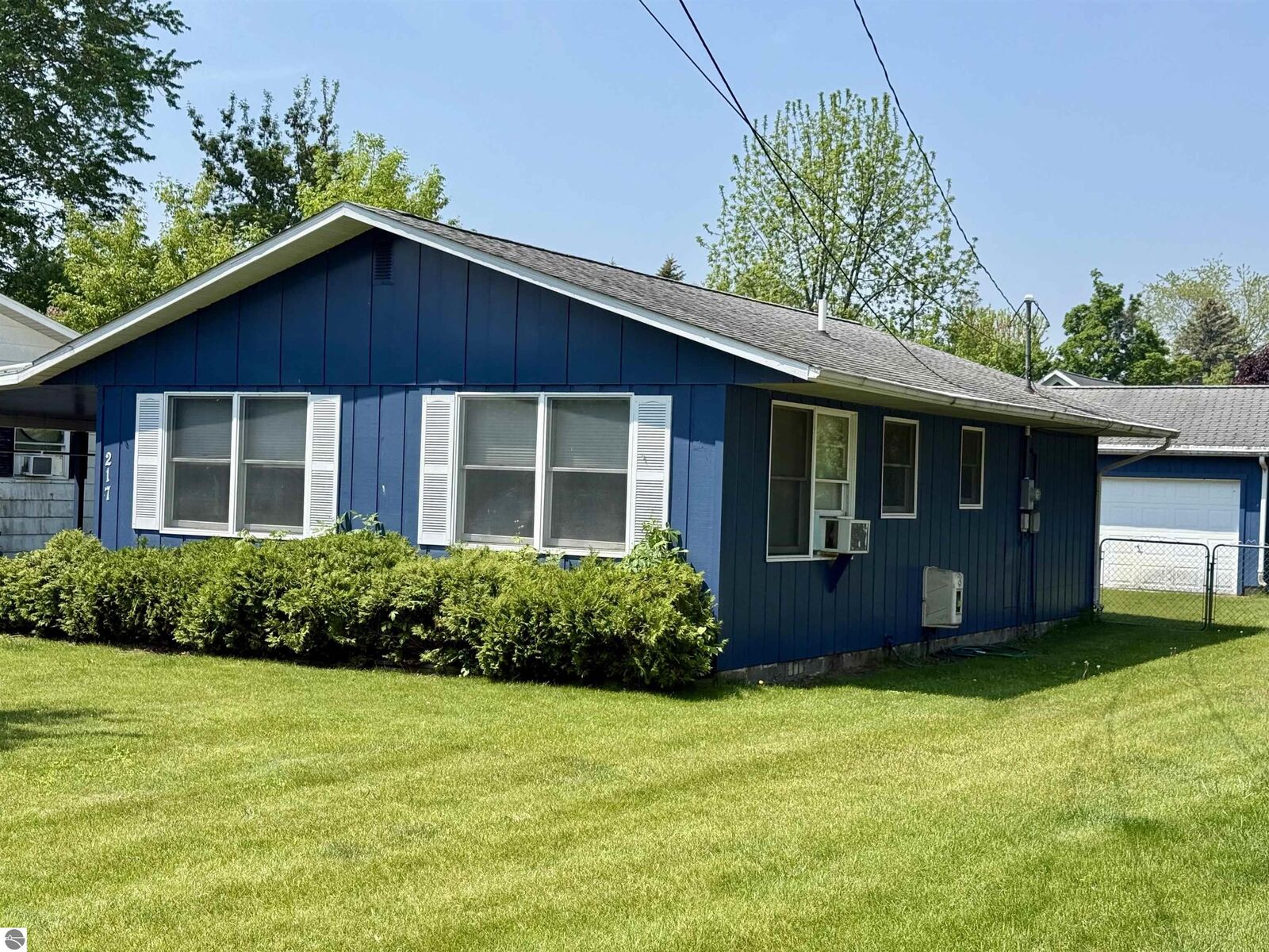 Property Photo: 217 Evans Street MI 48730