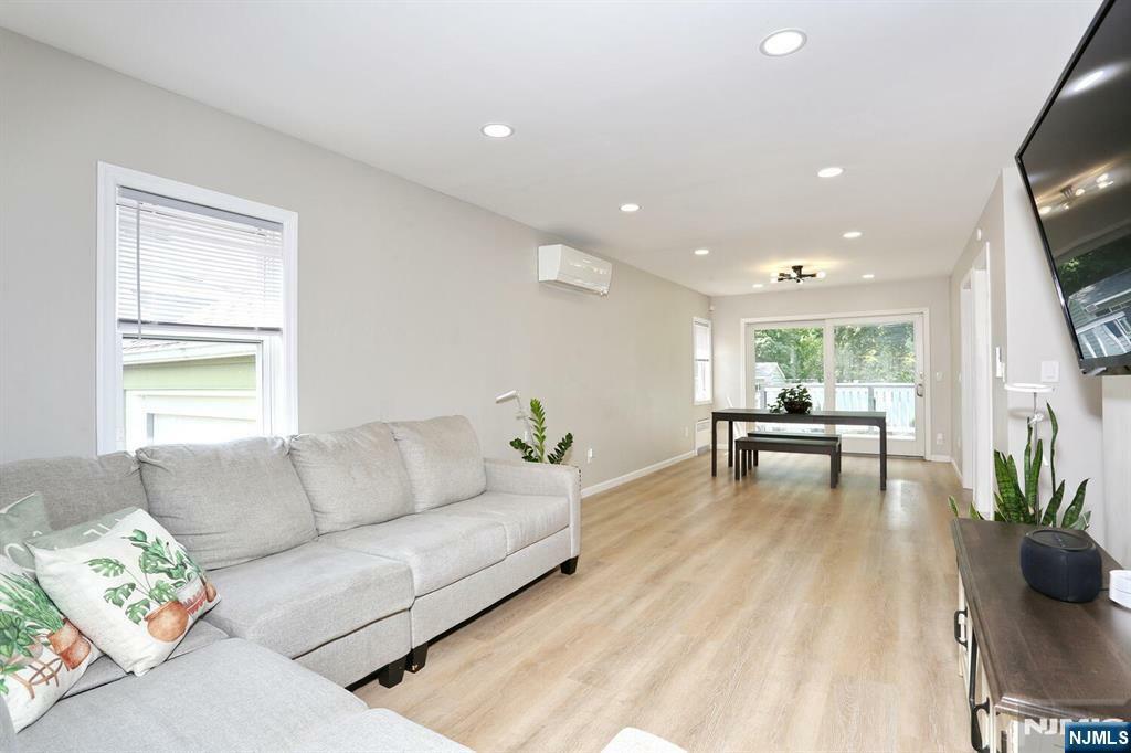 Property Photo:  8-27 Park Avenue  NJ 07410 