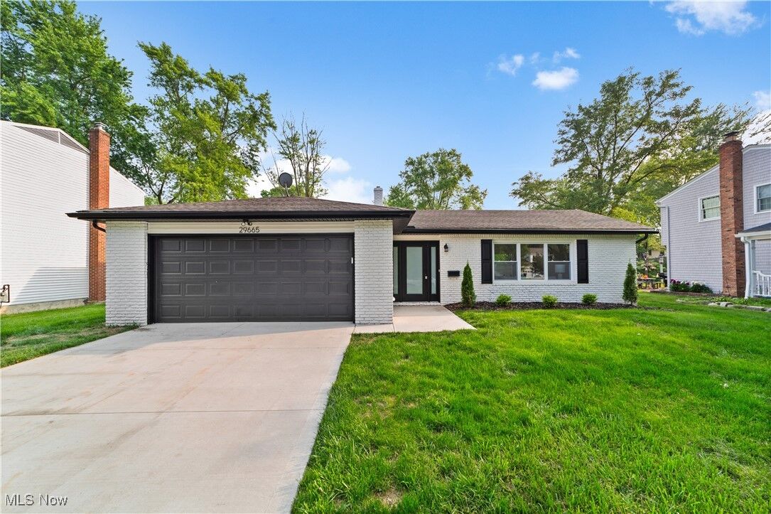 Property Photo:  29665 Wellington Drive  OH 44070 