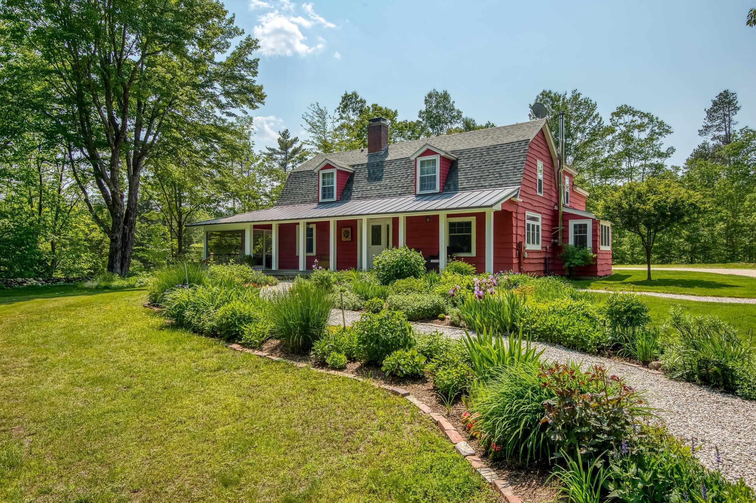 Property Photo:  33 Roberts Road  NH 03832 