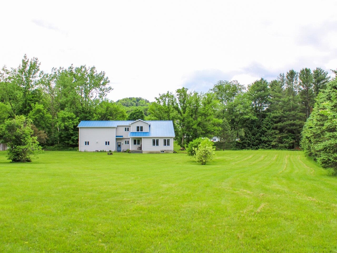 Property Photo:  11 Wheeler Lane  VT 05477 