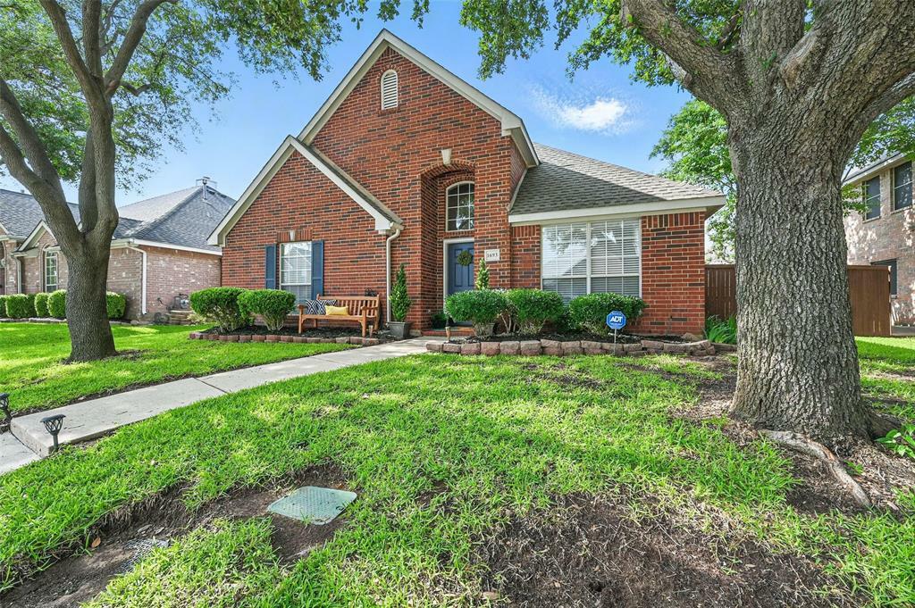 Property Photo: 1693 Castle Rock Drive TX 75077