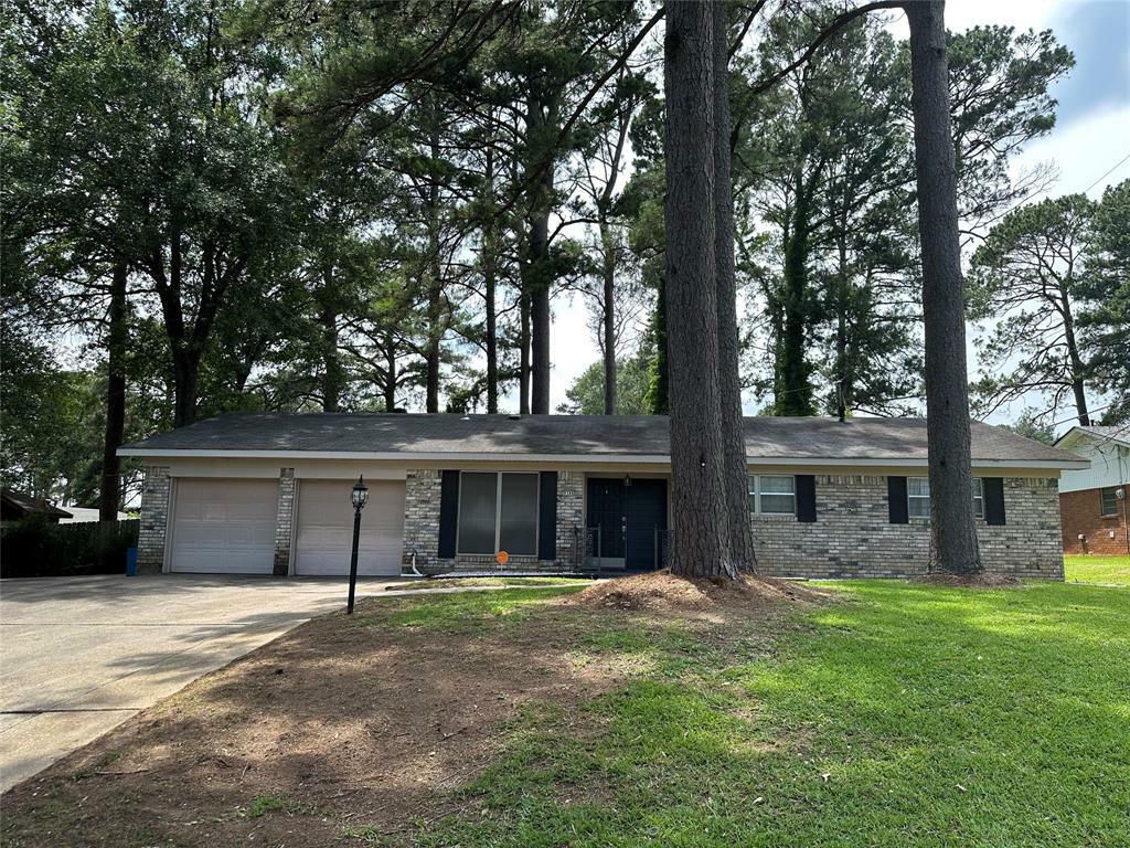 Property Photo:  9346 Shartel Drive  LA 71118 