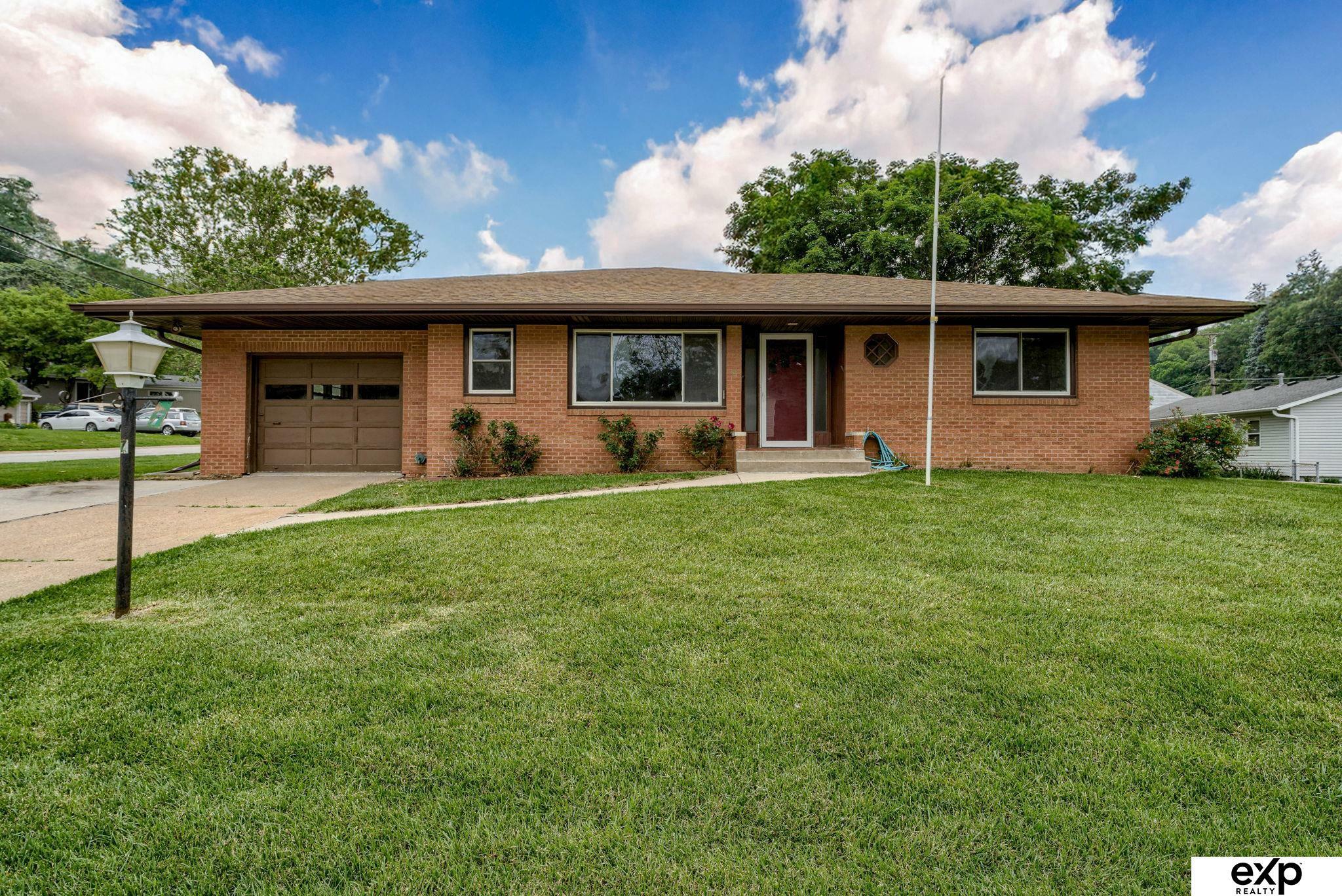 7 Becky Lane  Council Bluffs IA 51503 photo