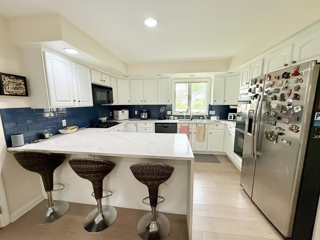 Property Photo: 16 Avery Path 16 MA 02459