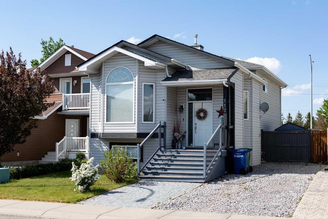 Property Photo: 112 Woodside Circle NW AB T4B 2J8