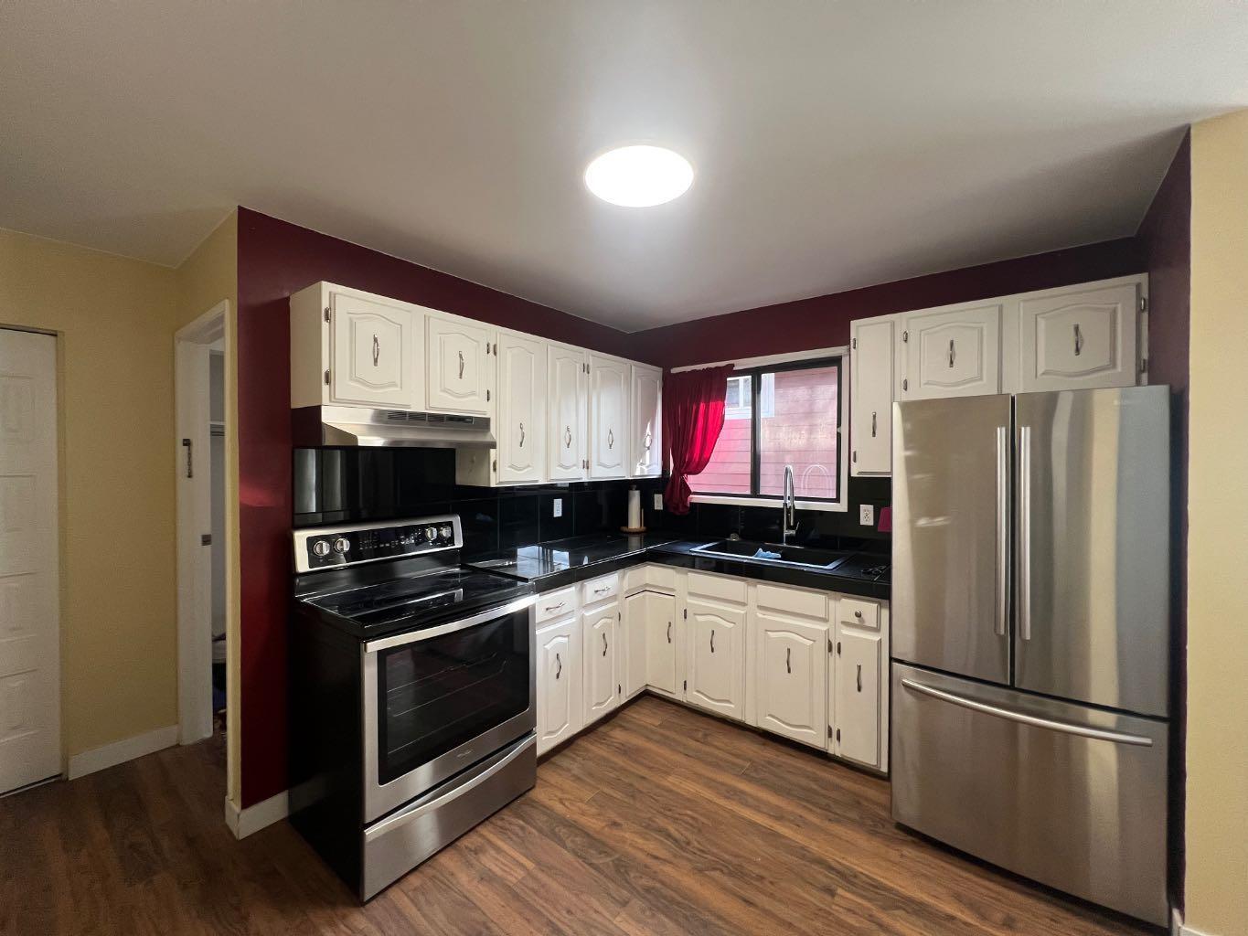 Property Photo: 1335 4 Avenue SW AB T0J 0Y3