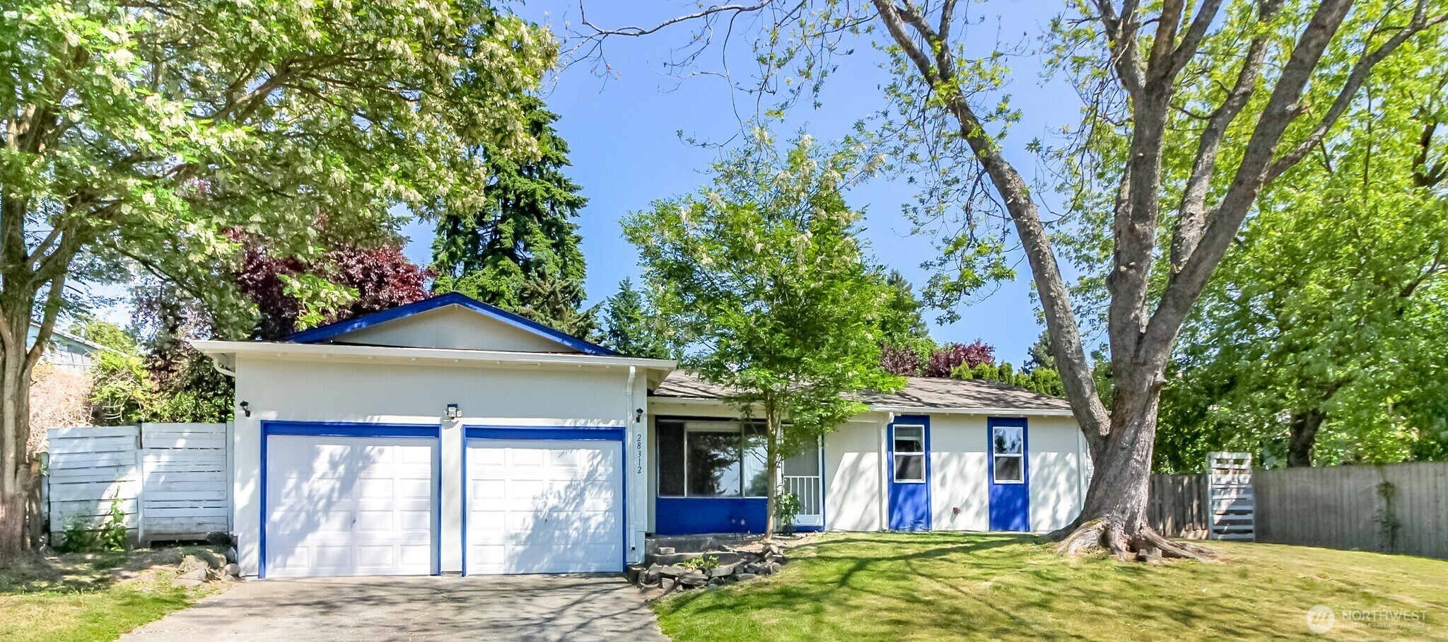 Property Photo: 28312 22nd Avenue S WA 98003