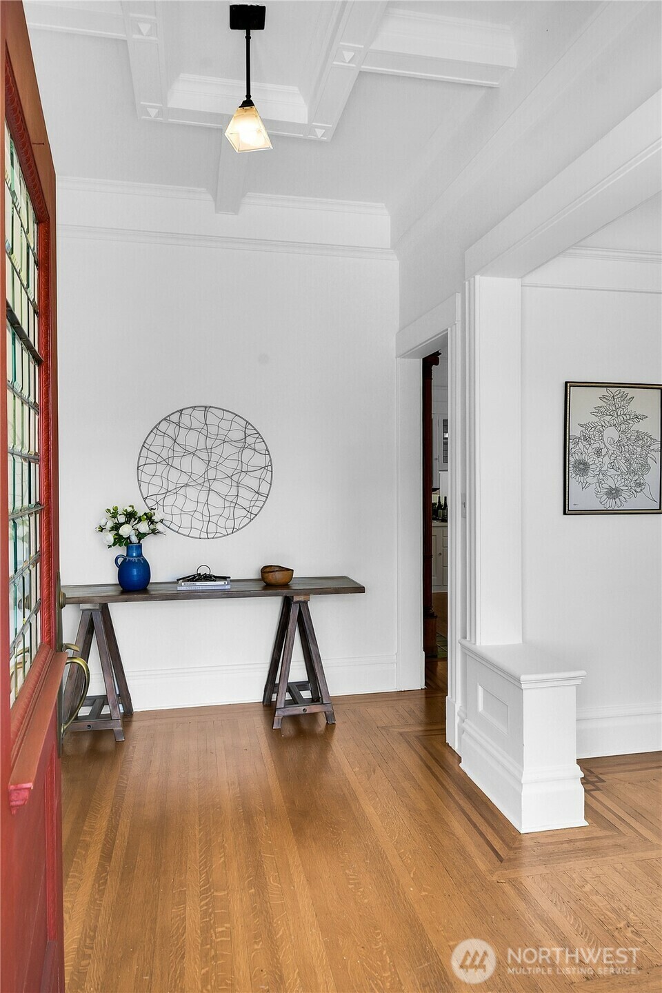 Property Photo: 2008 Nob Hill Avenue N WA 98119